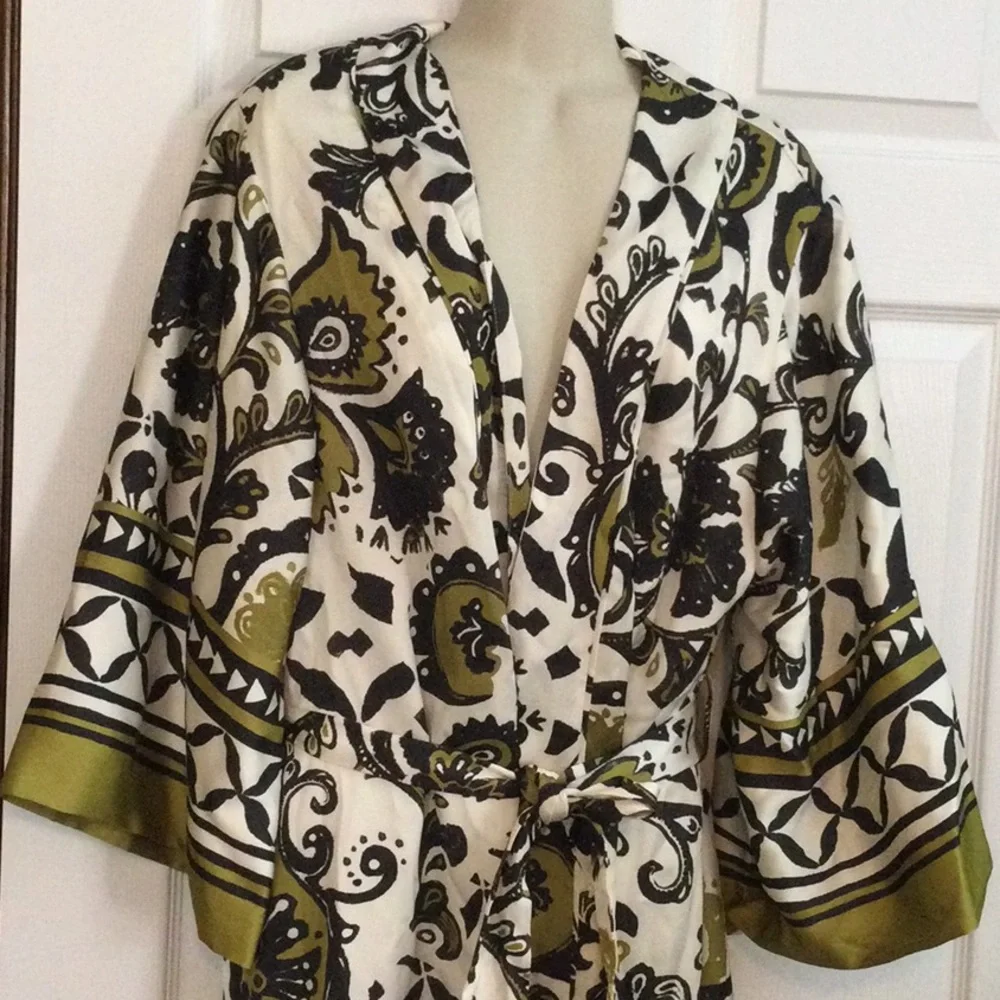 Zara Robe NWT - Picture 2 of 9